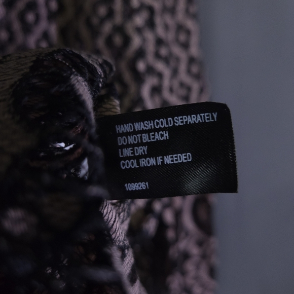 Lane Bryant Pink and Black Floral Tunic - Picture 7 of 9